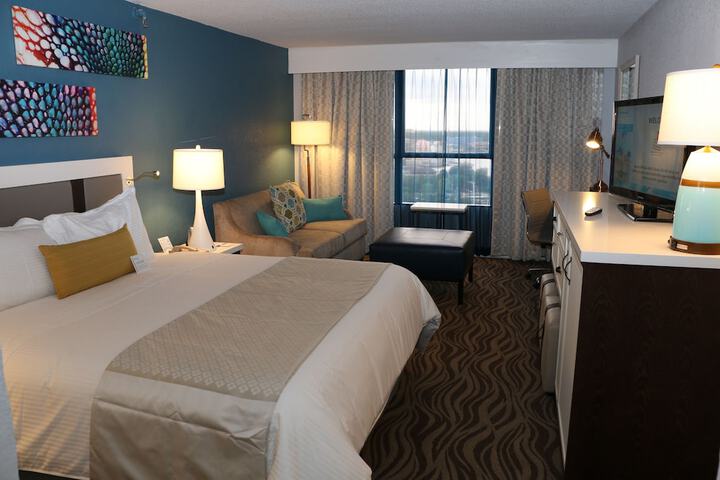 Room 42 of 95