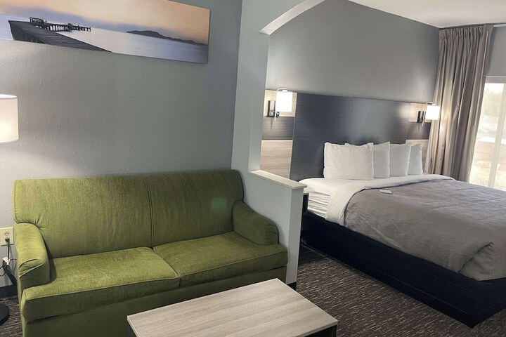 Room 19 of 27