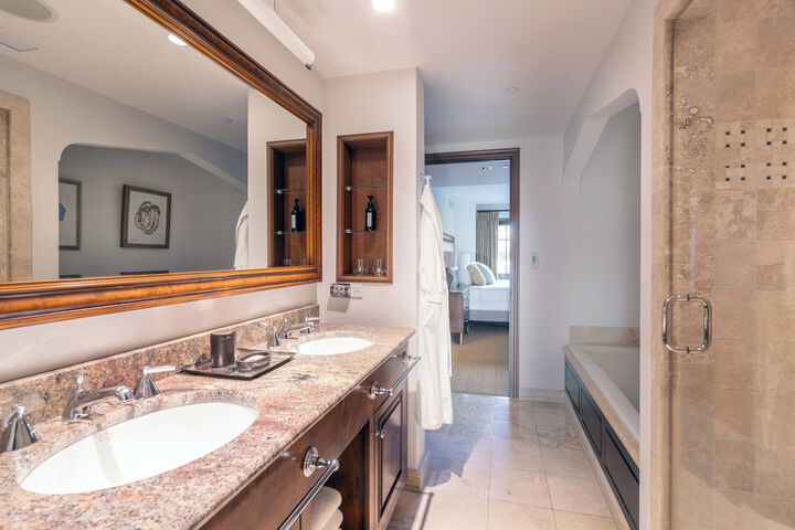 Madeline Hotel & Residences Auberge Collection