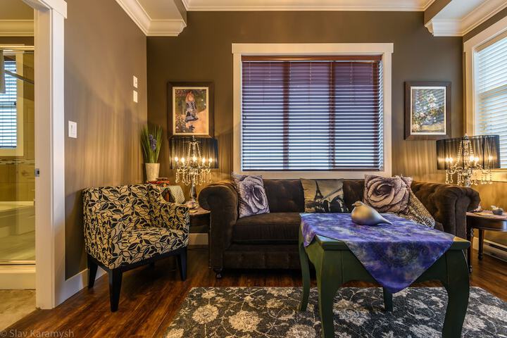 Brookside Inn Boutique Hotel