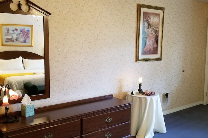 Room 61 of 125