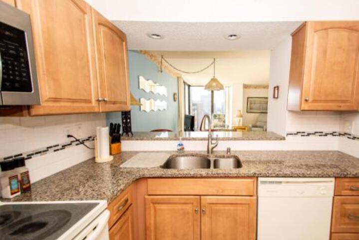 Sea Castle 8 G by Palmetto Vacation Rentals
