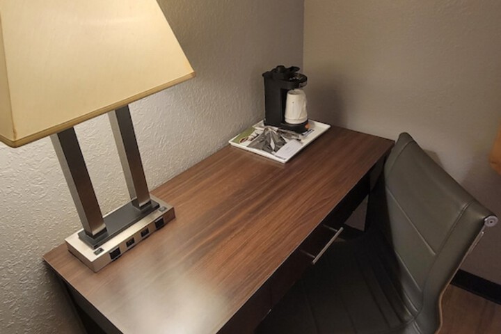 Room 17 of 21