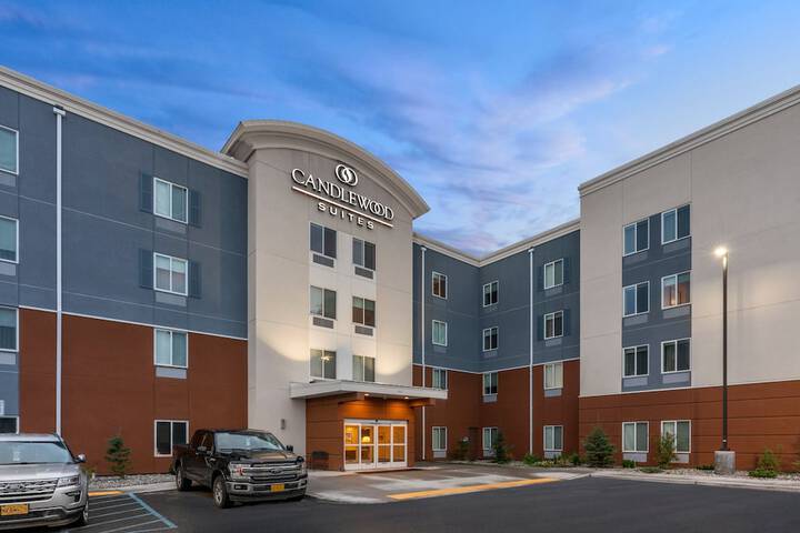 Hotel 4 of 81