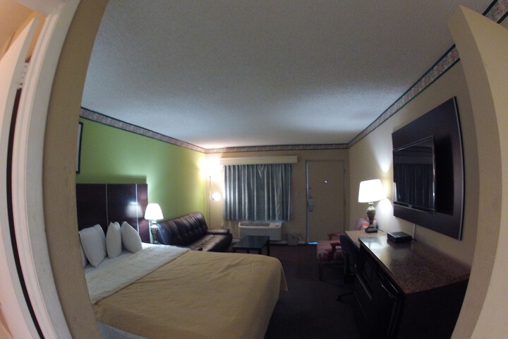 Room 16 of 26