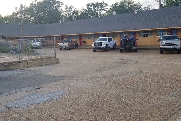 Budget Inn Magnolia