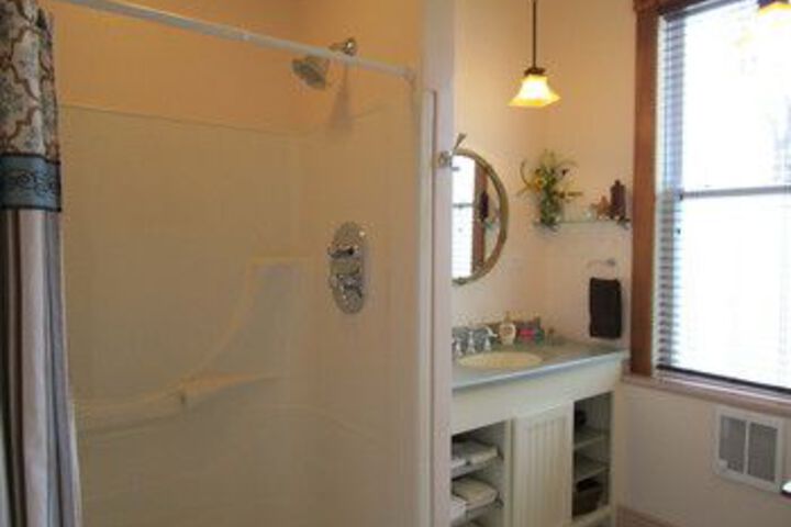 Pillow and Pantry B & B