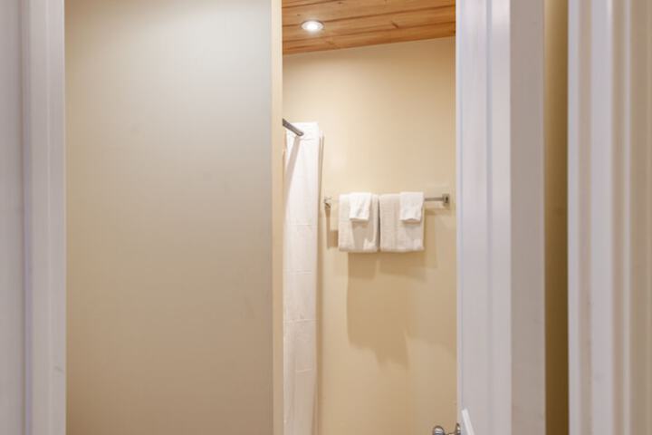 Room 54 of 120