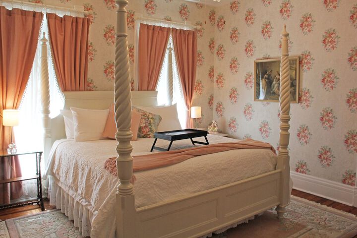 Boonville Luxury Lodging