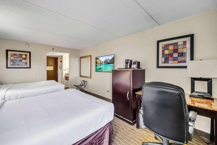 Room 48 of 69