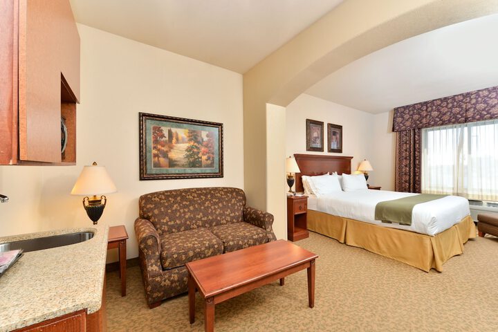 Room 44 of 63