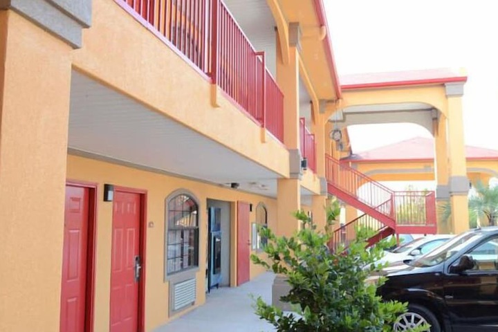 Hotel 3 of 38