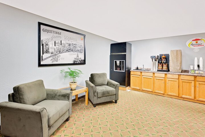 Hotel Interior 3 of 15