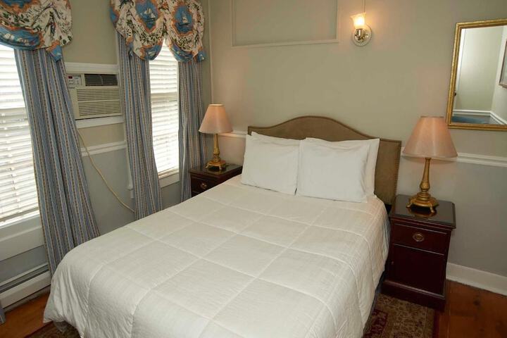 Room 26 of 36