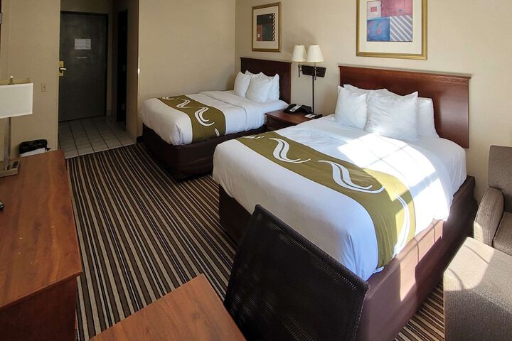Room 27 of 41