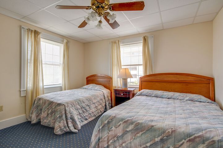 Room 103 of 167