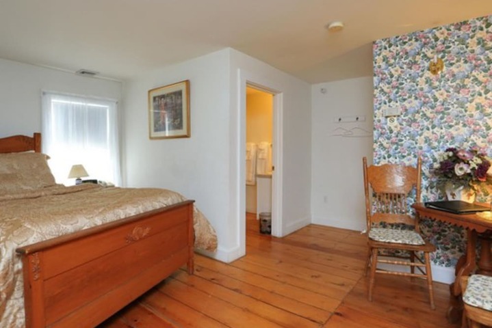 Room 56 of 125