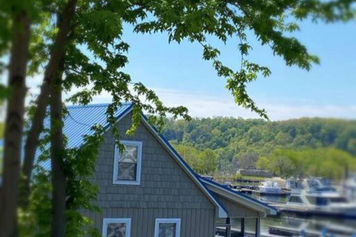 Floating Cottage on the River Nantucket