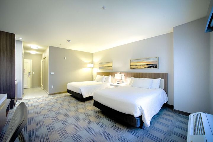 Room 42 of 96