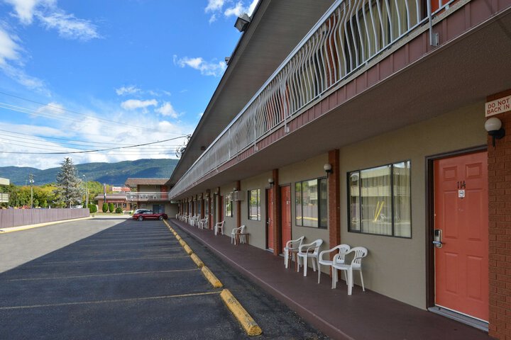 Hotel 3 of 52