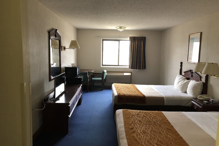 Room 32 of 56
