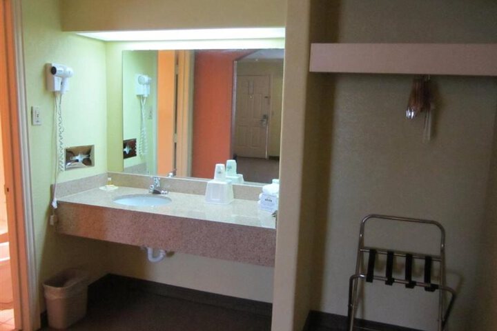 HOTEL PLAINVIEW