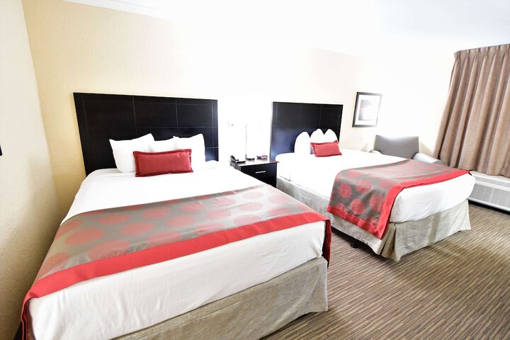 Room 46 of 69