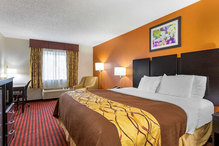 Room 42 of 67