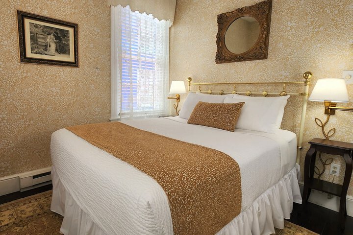 Room 21 of 50