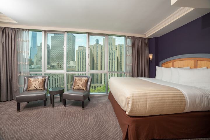 Room 52 of 58