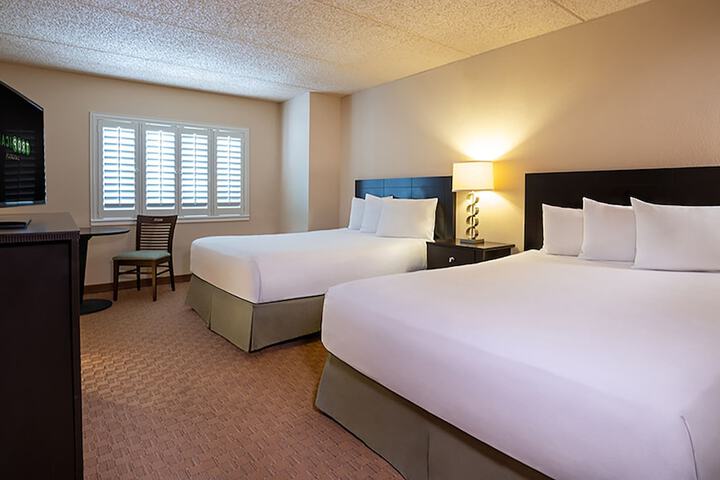 Room 32 of 62