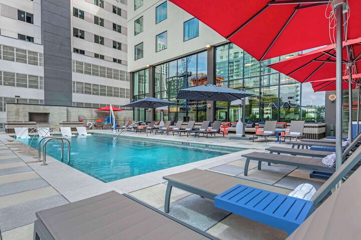 Pool 14 of 110