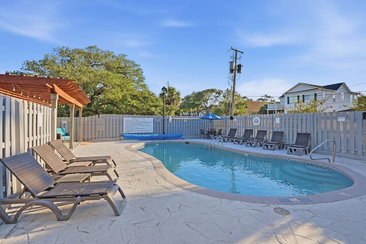 Admirals Inn on Tybee Island