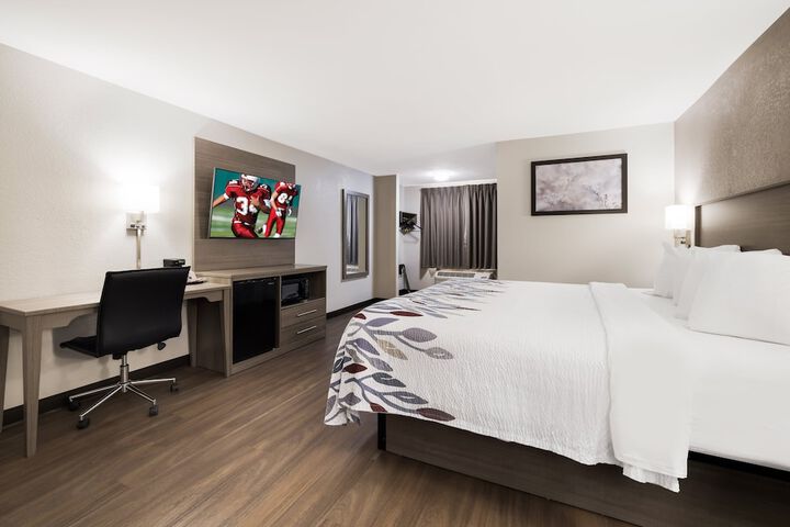Room 16 of 35