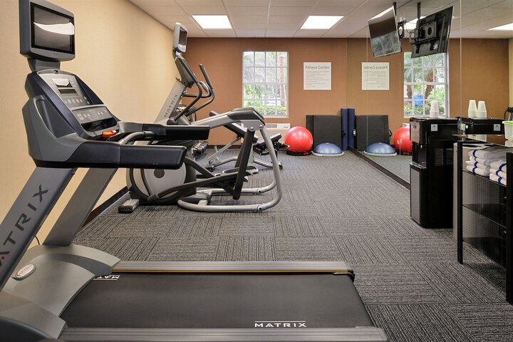 Holiday Inn Express & Suites Naples North - Bonita Springs by IHG