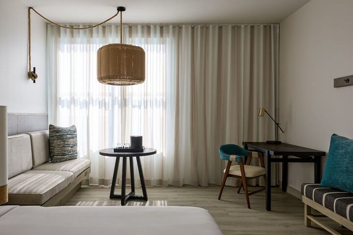 Room 16 of 101