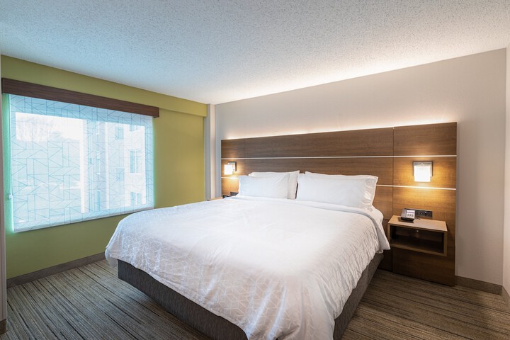 Room 20 of 48