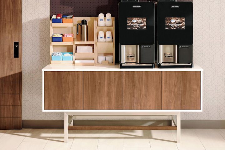 Holiday Inn Express Hotel & Suites Clinton by IHG