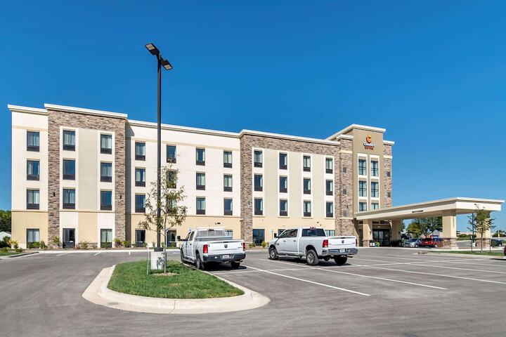 Hotel 4 of 44
