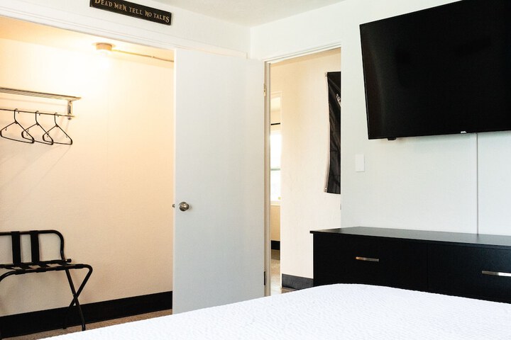 Room 60 of 110