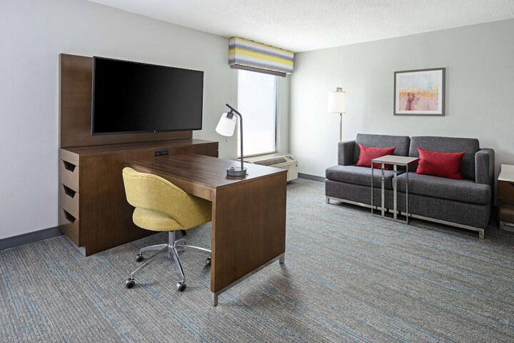 Room 13 of 43