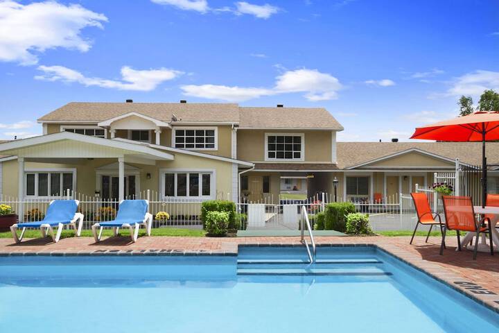 Pool 4 of 37