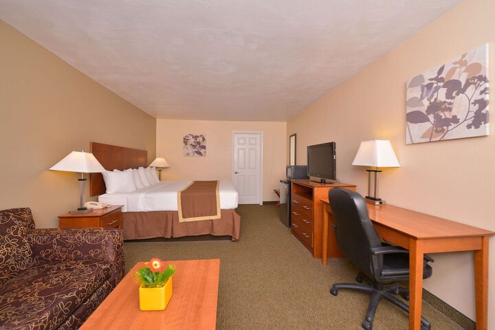 Room 26 of 63