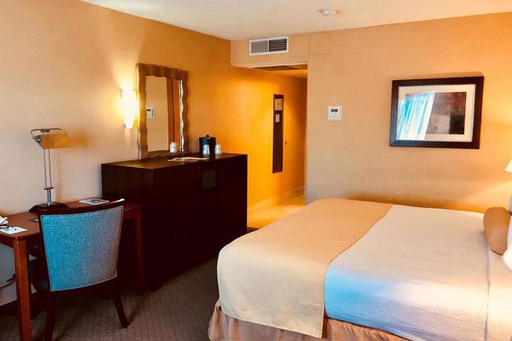 BEST WESTERN PLUS TEMPE BY THE MALL