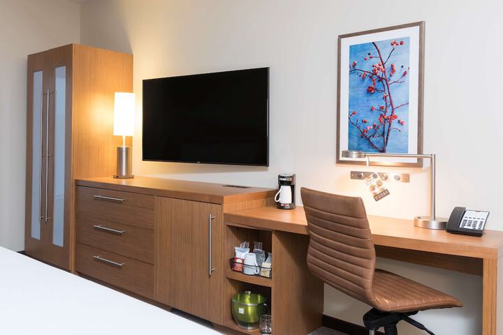 Room 21 of 39