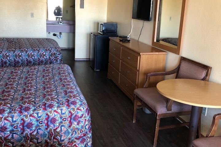 Room 16 of 29