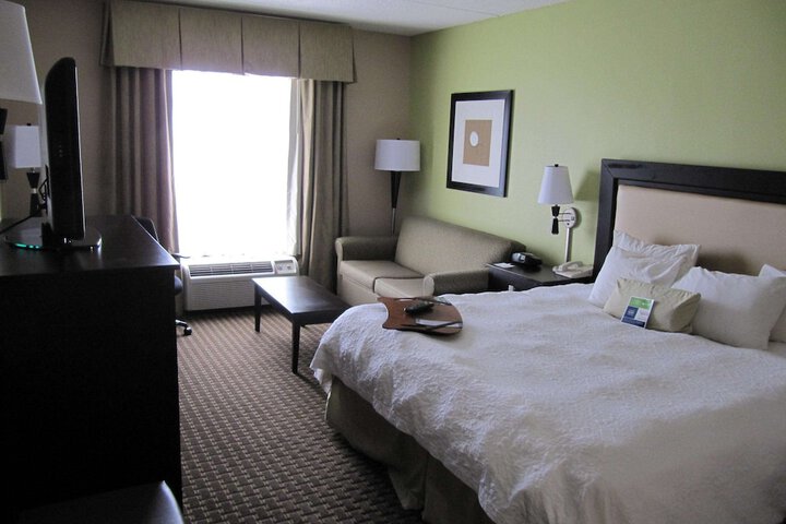Room 18 of 37