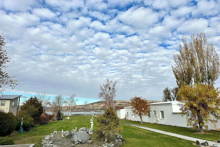Soap Lake Resort a Dazzler Select by Wyndham