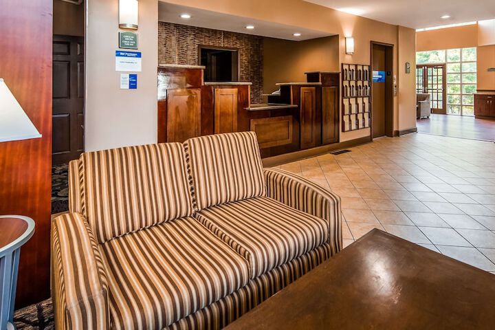 Best Western Plus The Inn & Suites at the Falls