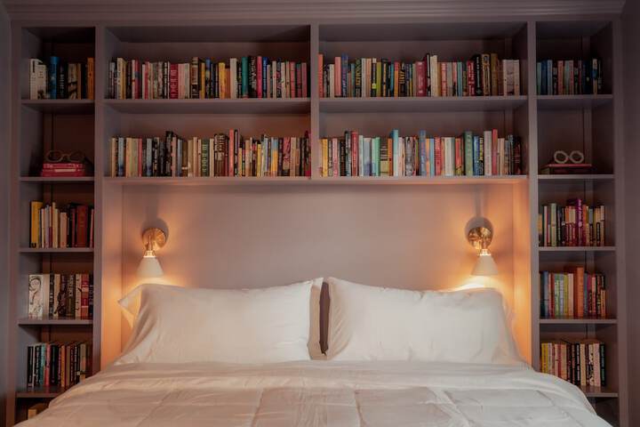 Room 21 of 28